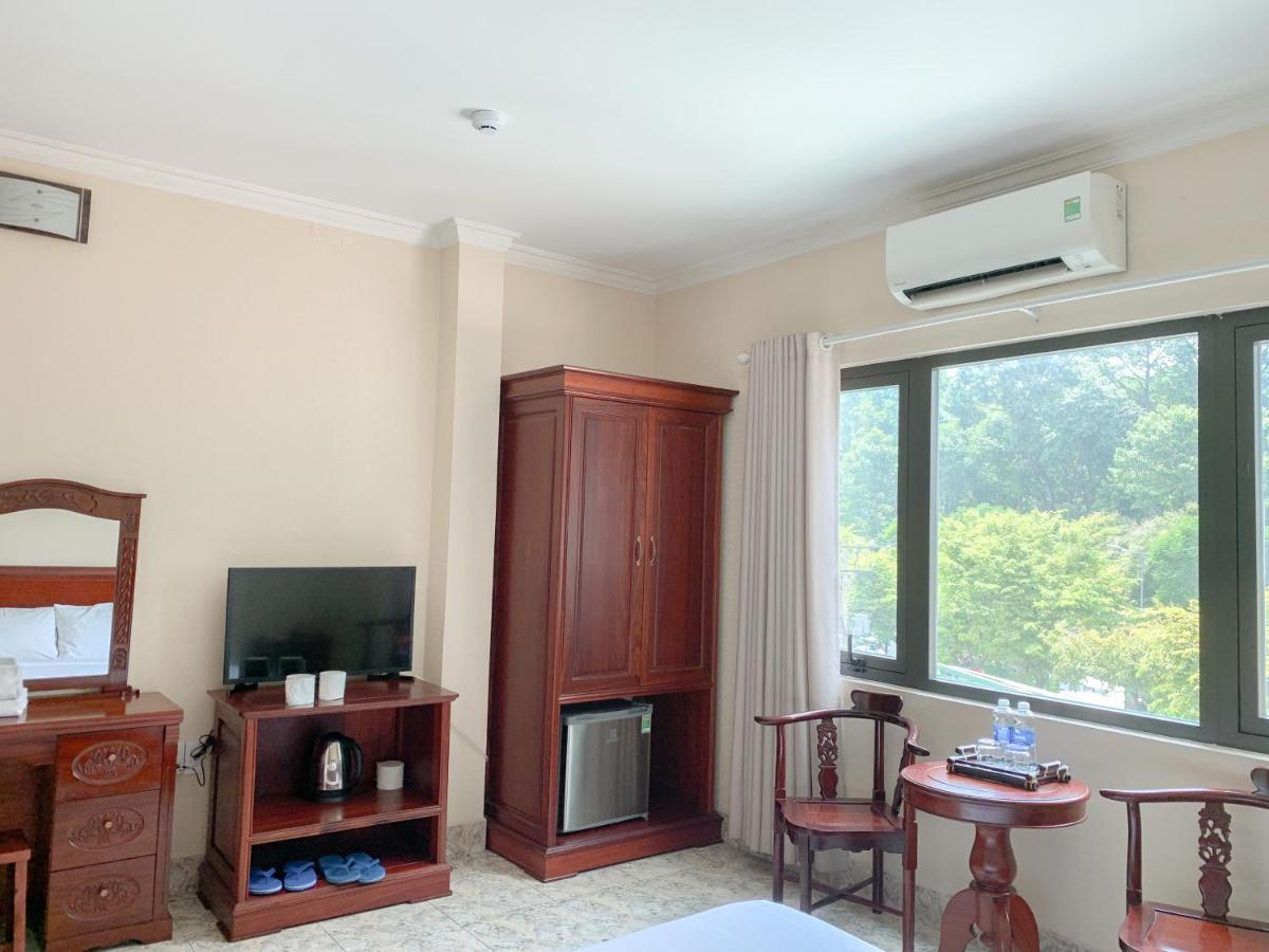 Red Sun Airport Saigon Hotel Хошимін Екстер'єр фото