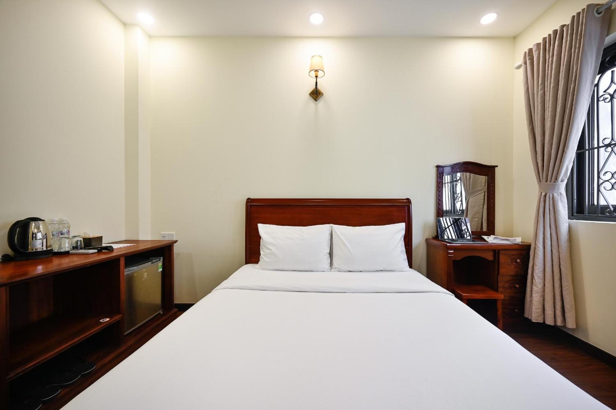 Red Sun Airport Saigon Hotel Хошимін Екстер'єр фото
