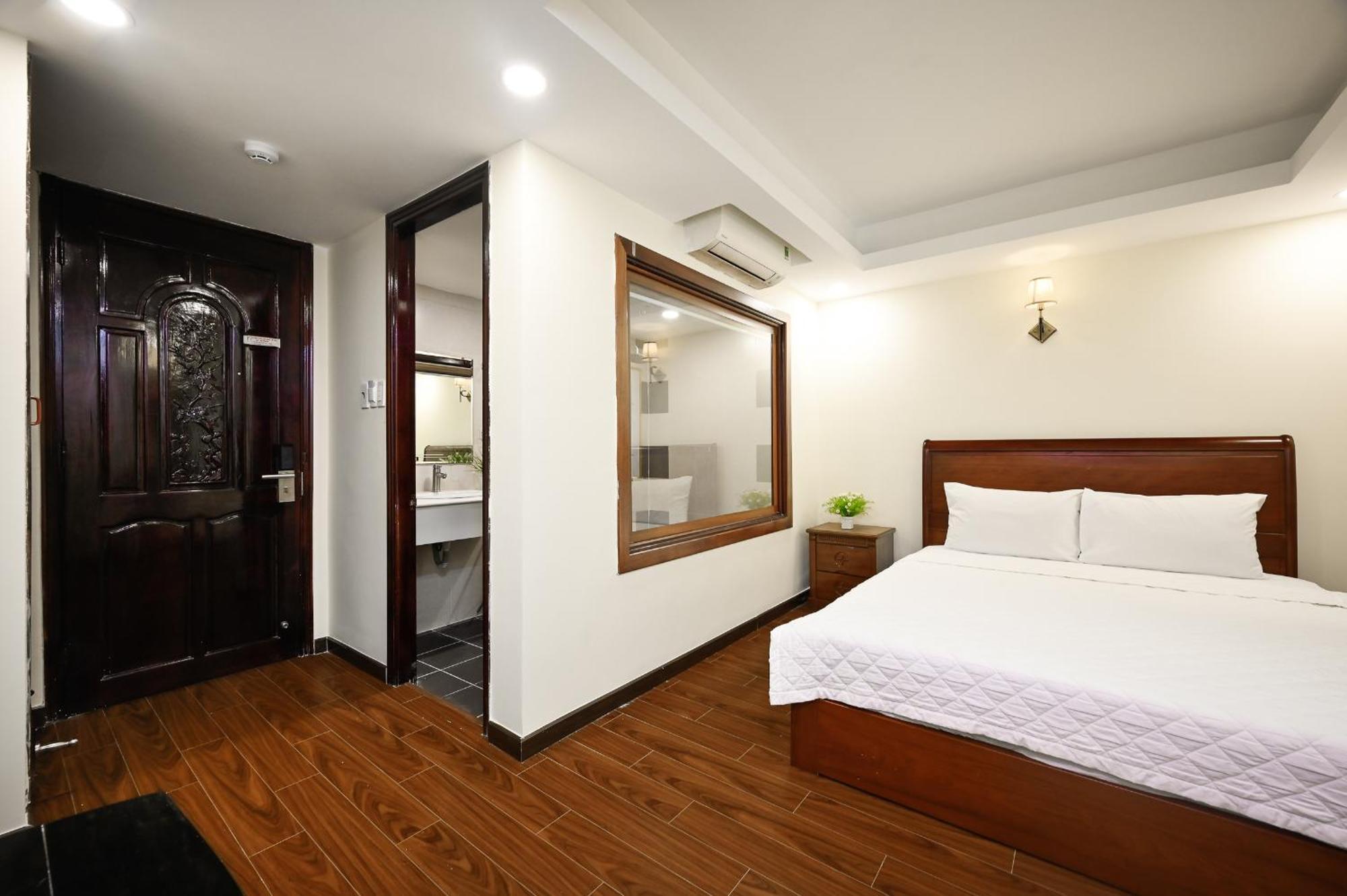 Red Sun Airport Saigon Hotel Хошимін Екстер'єр фото