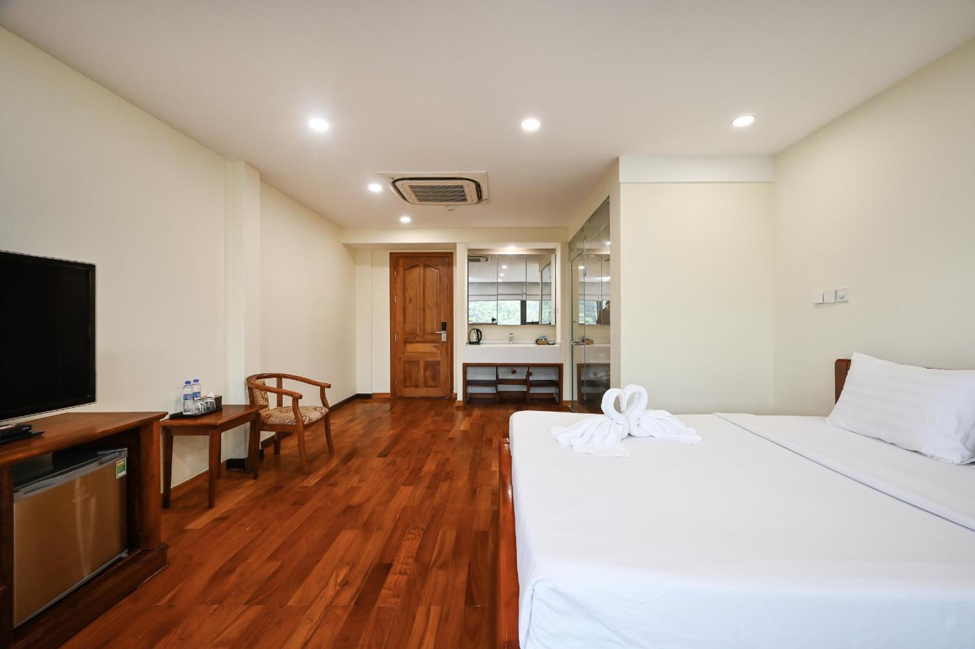 Red Sun Airport Saigon Hotel Хошимін Екстер'єр фото